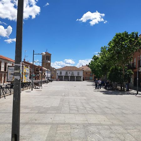Apartamento Familiar Con Piscina Licencia 14721 Camarma de Esteruelas Buitenkant foto